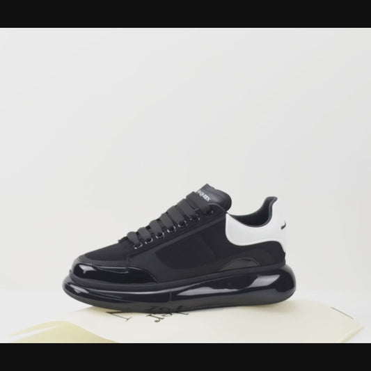 Alexander McQueen B/W